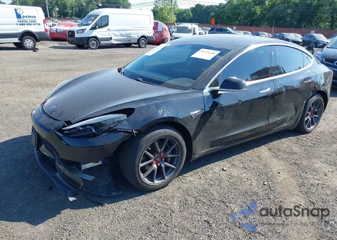 2018 Tesla Model 3 Long Range/Performance from USA, damaged, VIN 5YJ3E1EB7JF118743